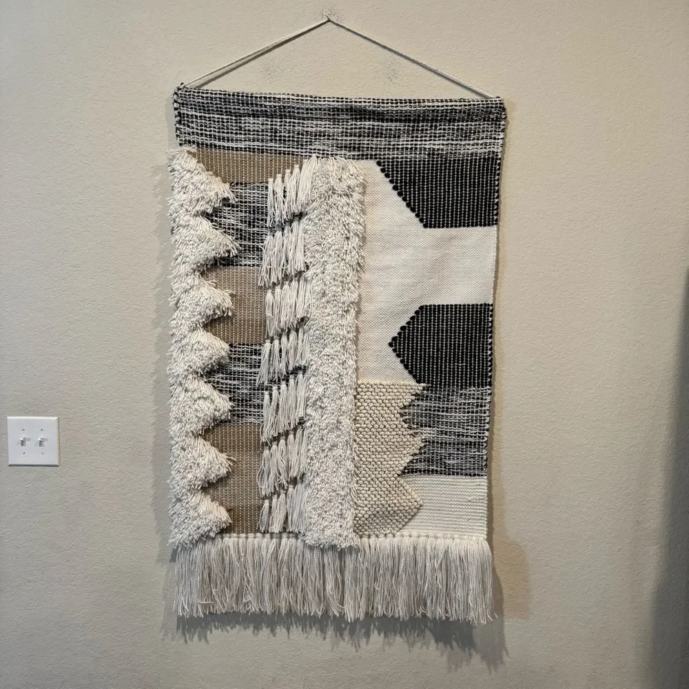 Ashley Furniture Taylen Black/Natural Modern Geometric Wall Hanging Decor